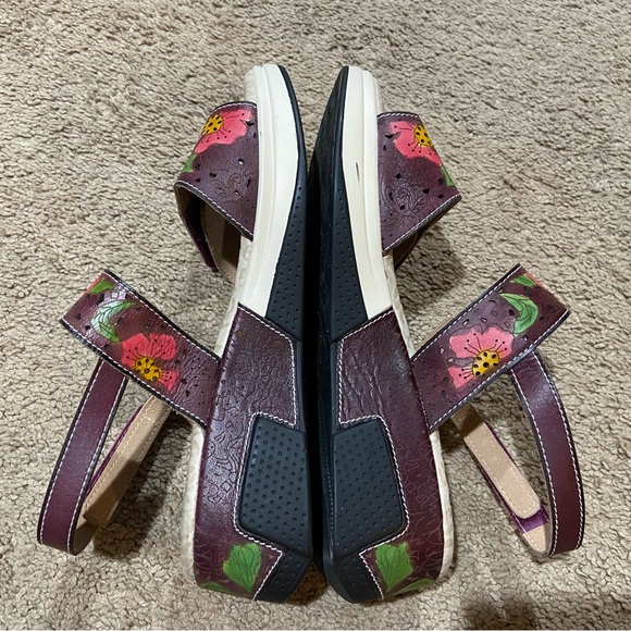 L’ARTISTE CAITLINA Sandals Plum Multi Women’s Size 39 (US 8.5) Hook/Loop Leather - Picture 6 of 13